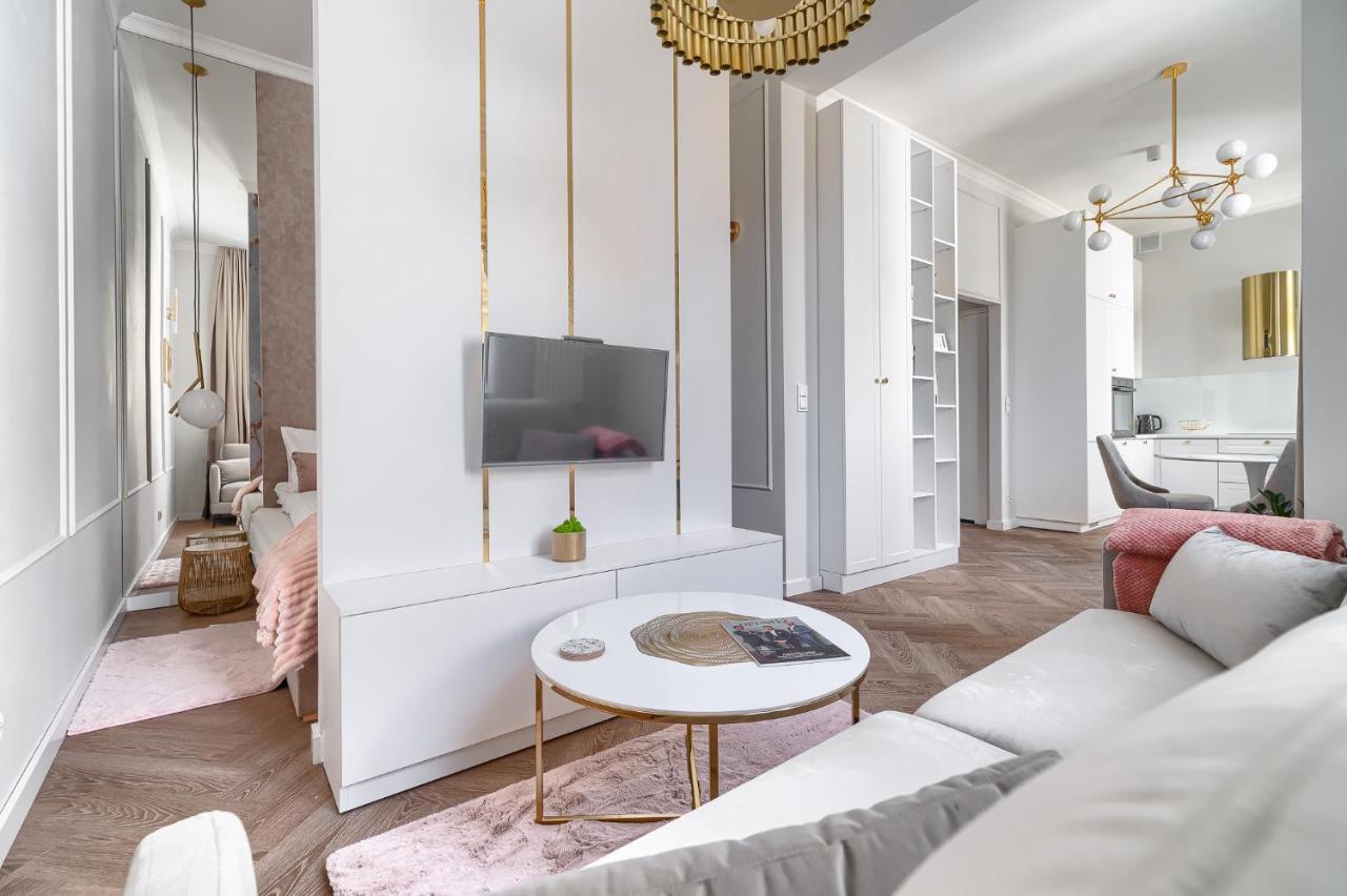 שצ'צ'ין Margi Aura Lux Large And Very Glam Studio מראה חיצוני תמונה